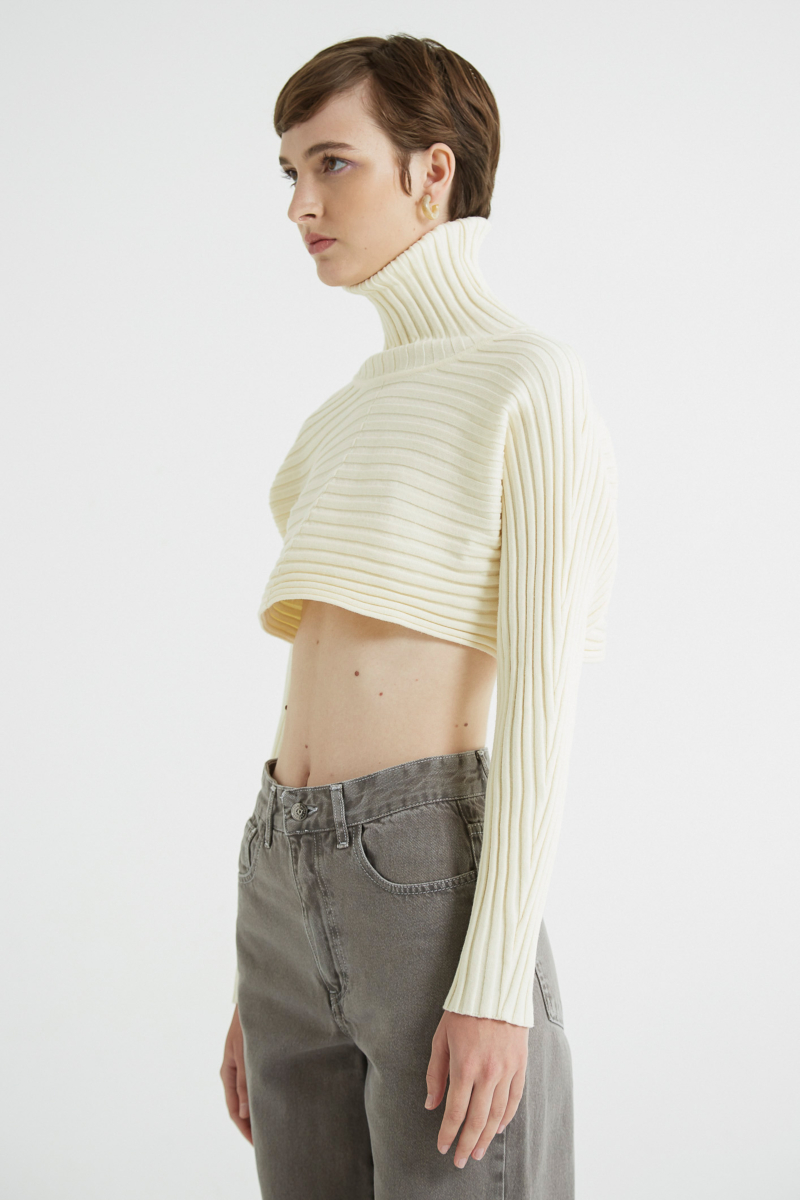 SWEATER FINCHER