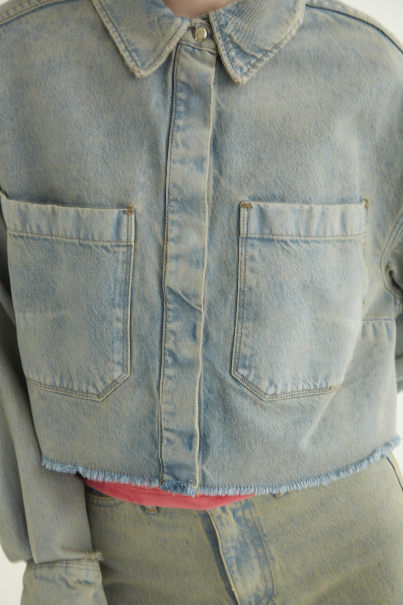 CAMISA DE JEAN SAMPAIO CROP