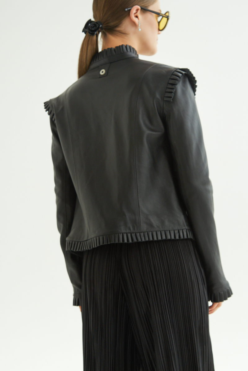 CAMPERA DE CUERO ANYA TAYLOR // OVINO ITALIANO