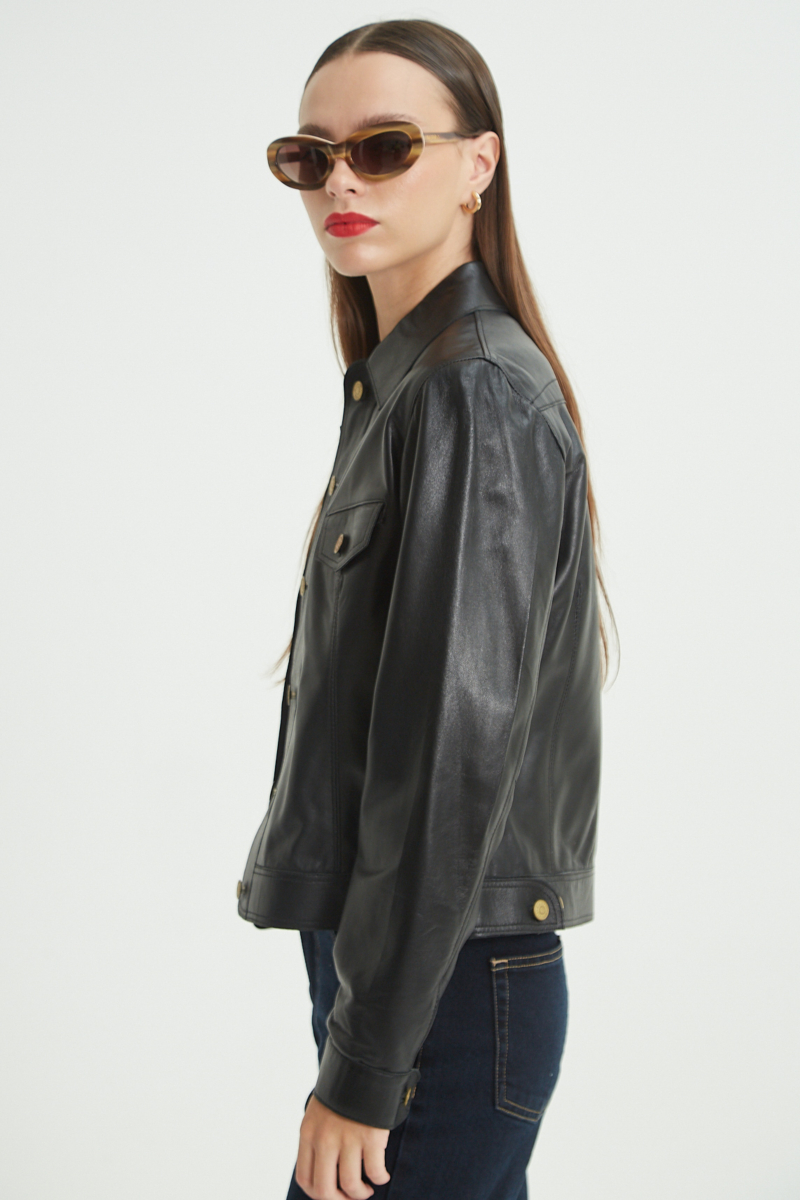 CAMPERA DE CUERO SARA//OVINO ITALIANO