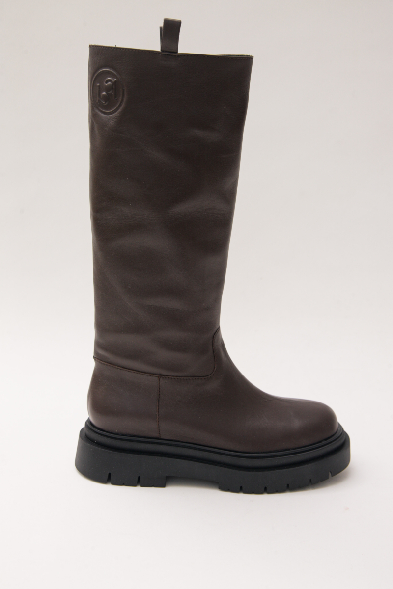 BOTA DE CUERO ACACIA