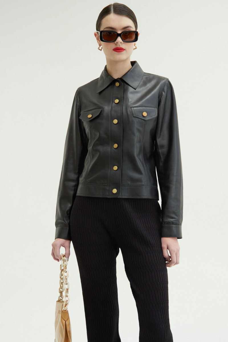 CAMPERA DE CUERO SARA//OVINO ITALIANO