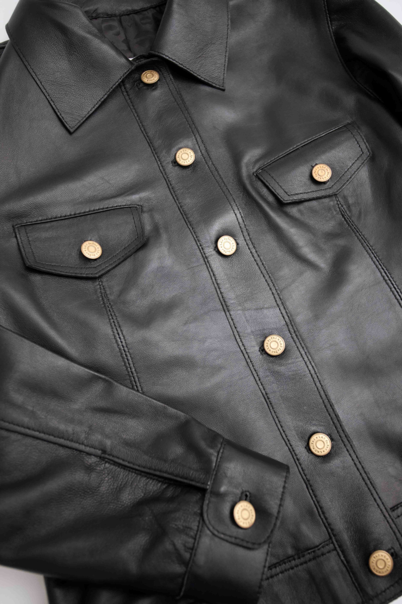 CAMPERA DE CUERO SARA//OVINO ITALIANO