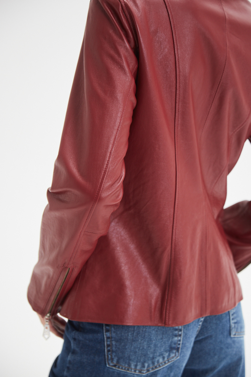 CAMPERA DE CUERO TRINY // OVINO ITALIANO