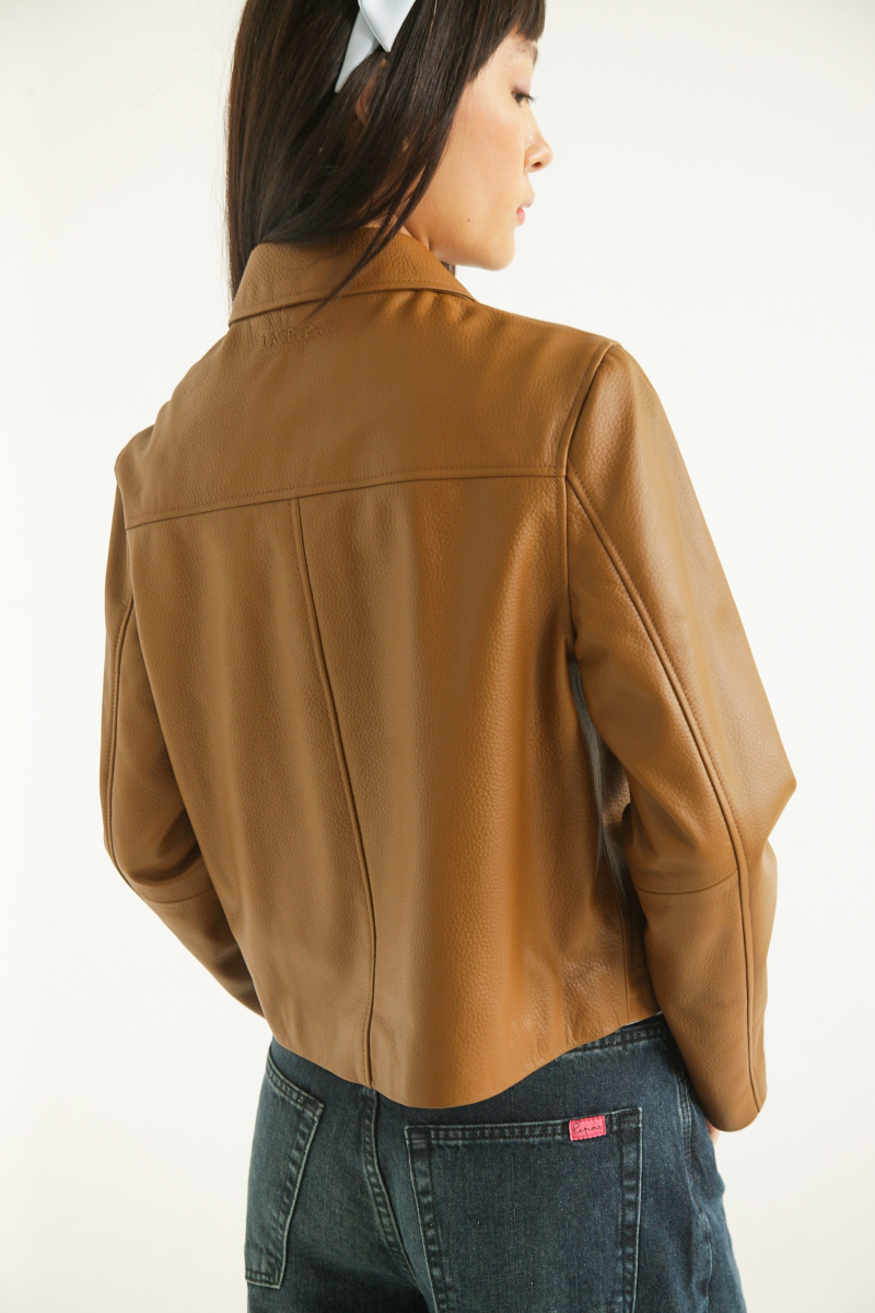CAMPERA DE CUERO ZOE // OVINO
