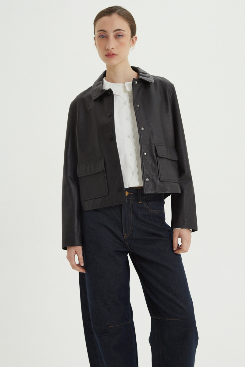 CAMPERA DE CUERO ZOE // OVINO
