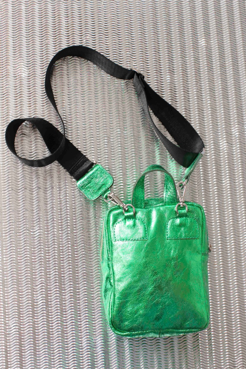 CARTERA DE CUERO IPIALES METALIZADA