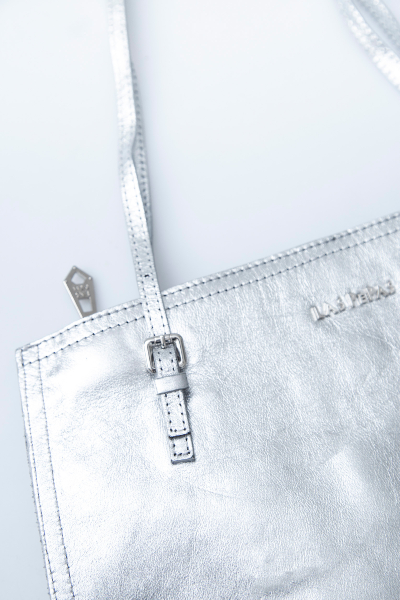 CARTERA DE CUERO PETROLINA