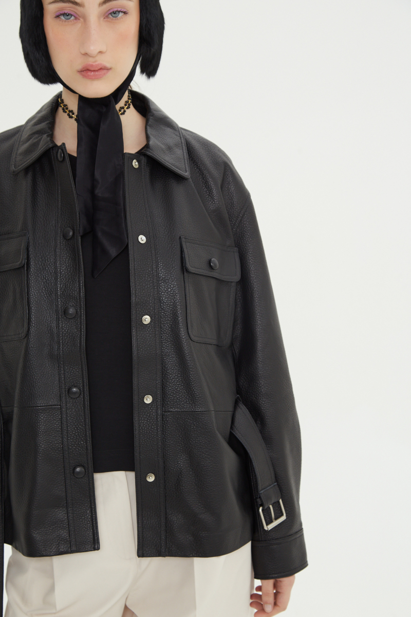 CAMPERA DE CUERO HOLLY // OVINO
