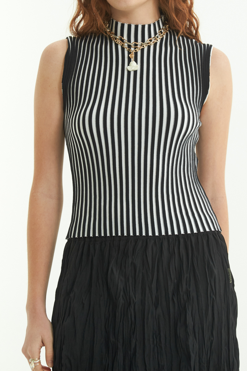 MUSCULOSA ESTRIBOR