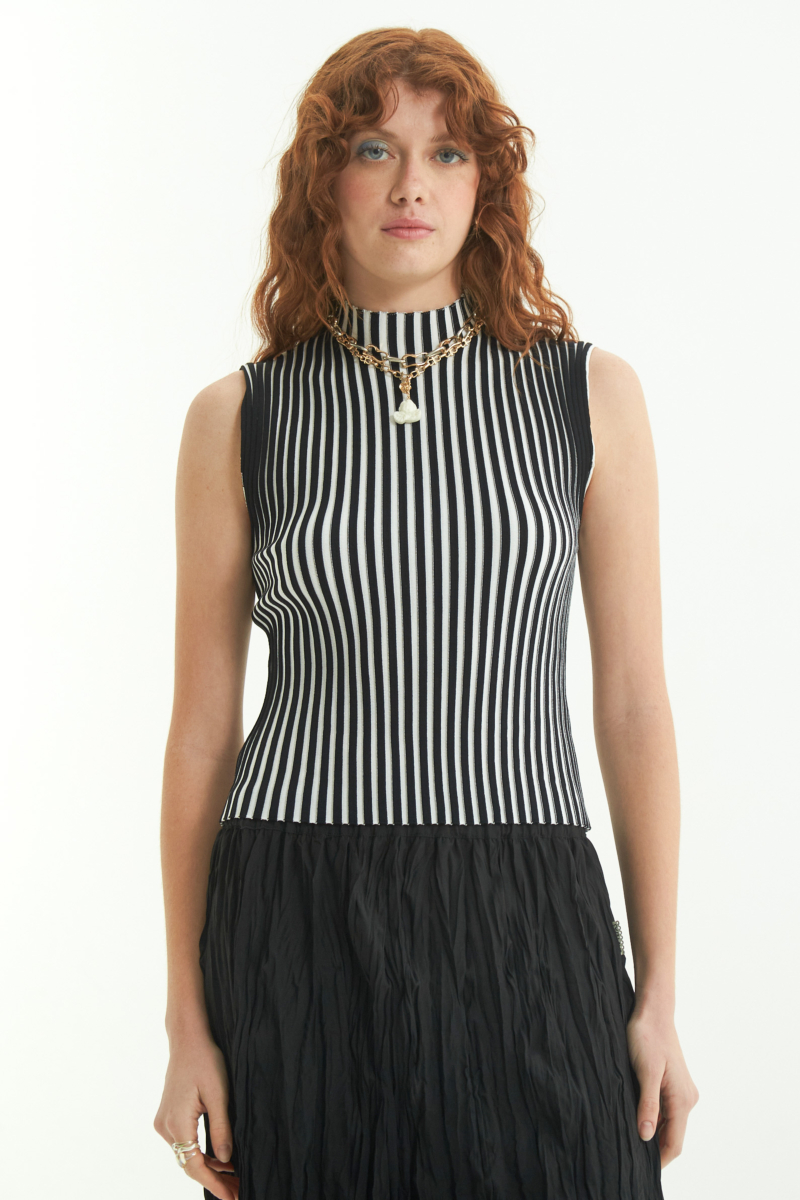 MUSCULOSA ESTRIBOR