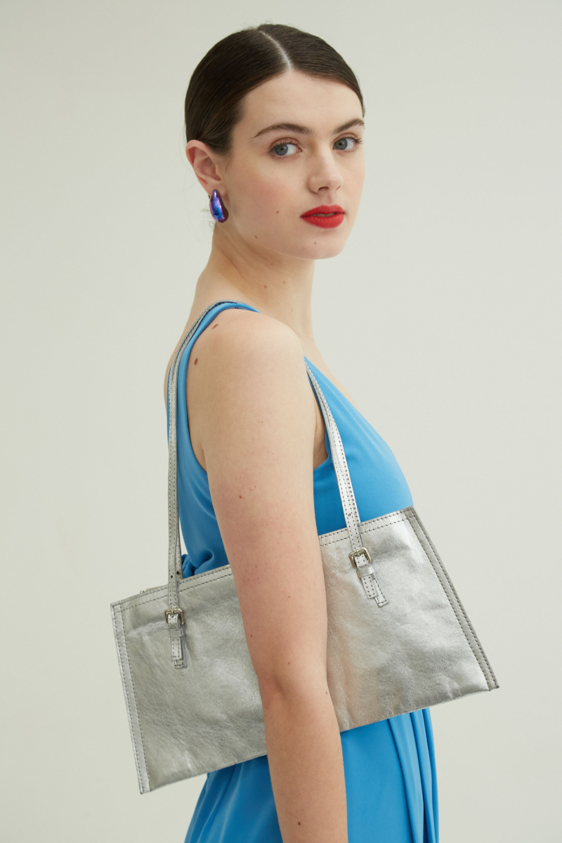 CARTERA DE CUERO PETROLINA