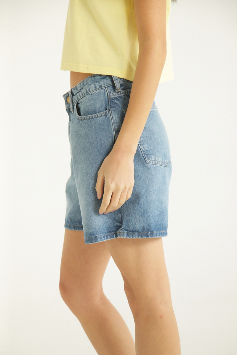 SHORT DE JEAN LUKA