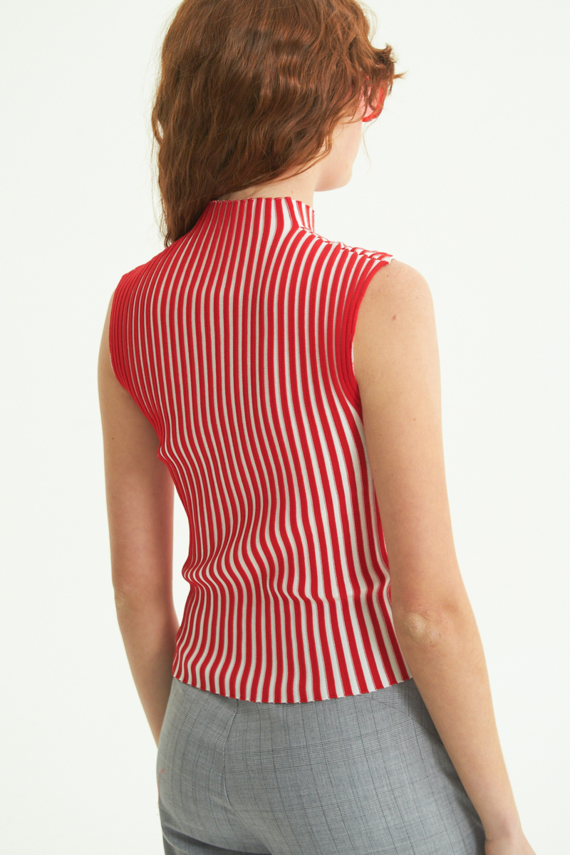 MUSCULOSA ESTRIBOR