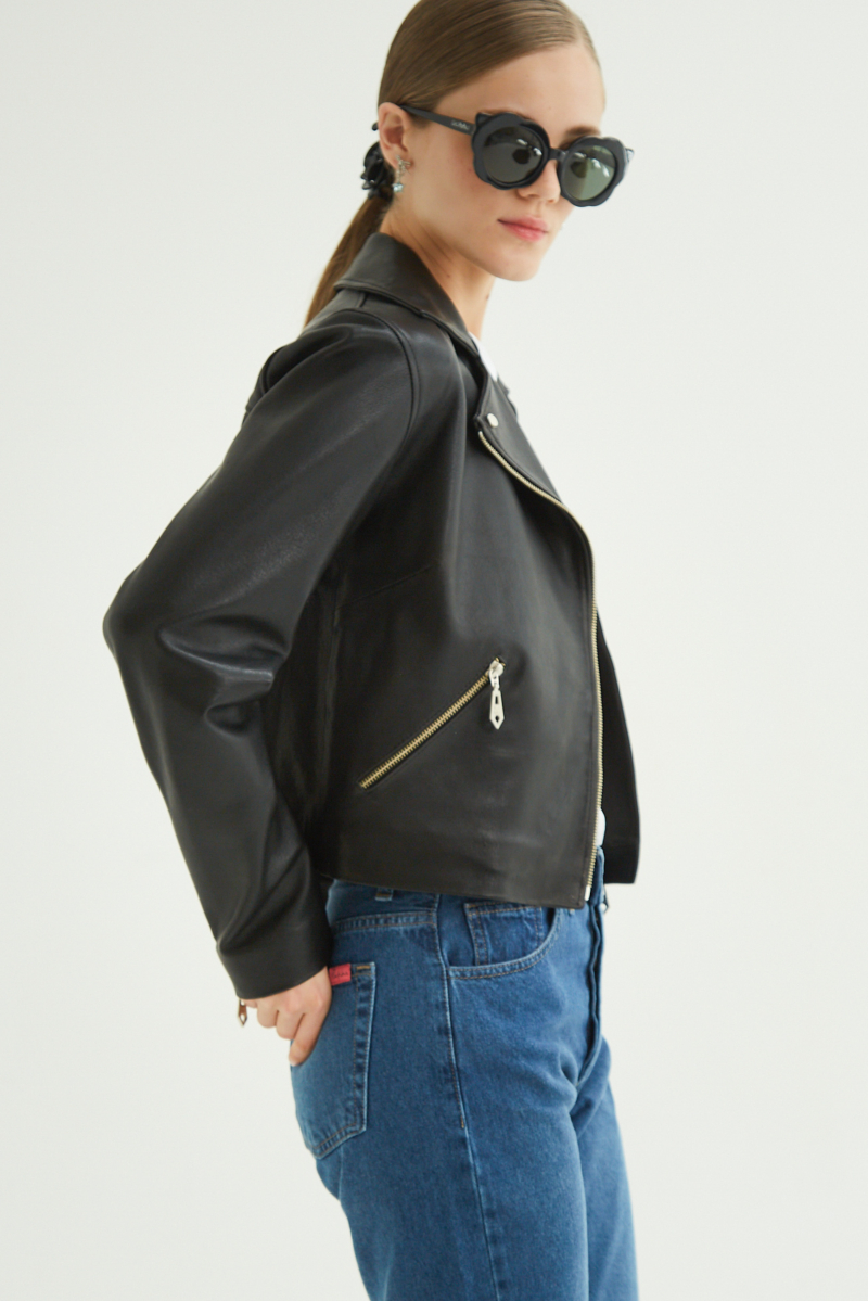 CAMPERA DE CUERO SCARLETT JUMBO // OVINO 