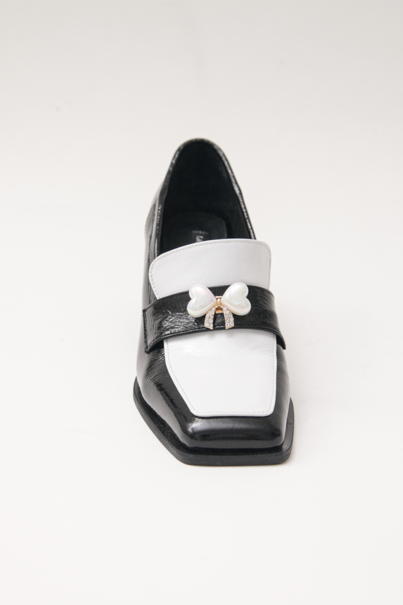 MOCASIN DE CUERO CANELO FELICIA