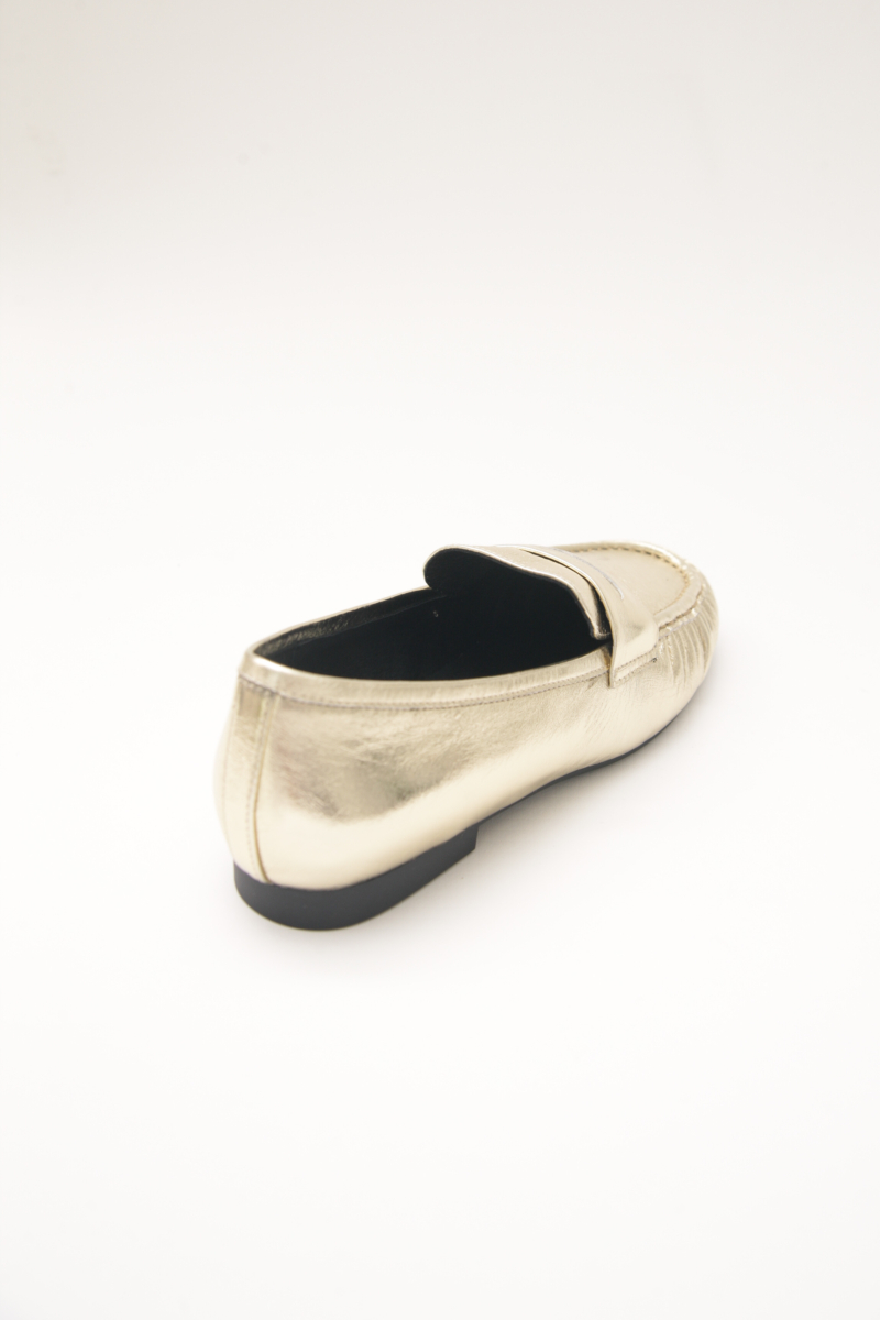 MOCASIN DE CUERO MADDIE 