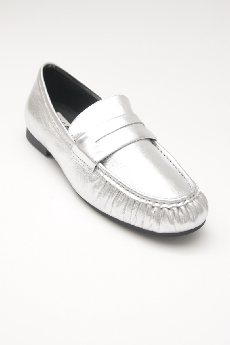 MOCASIN DE CUERO MADDIE 