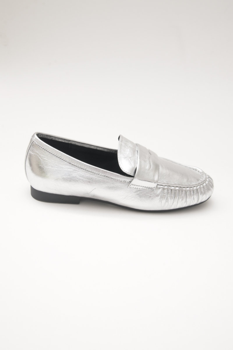 MOCASIN DE CUERO MADDIE 