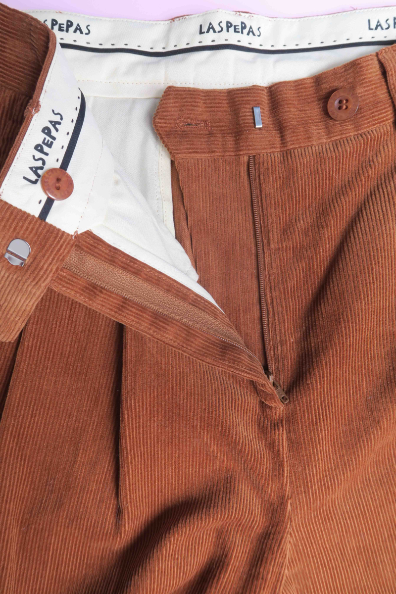 PANTALÓN DE CORDEROY ADAM