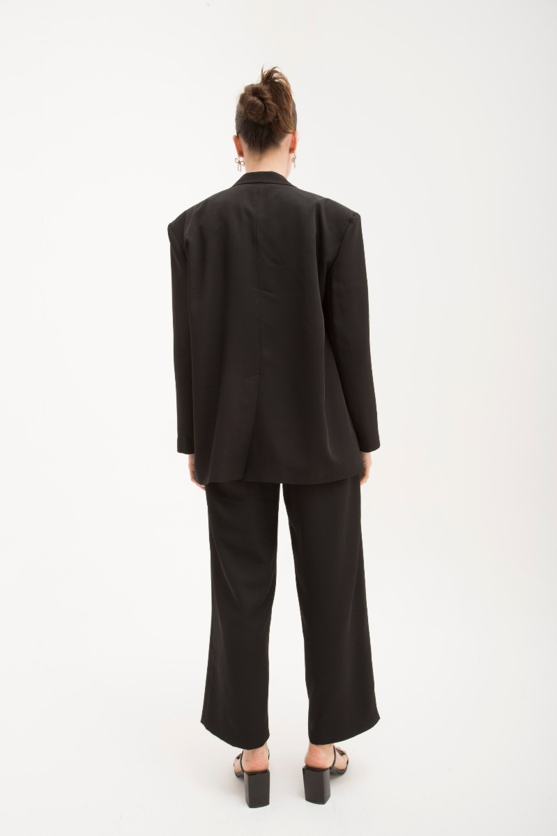 SACO JONES TON 		