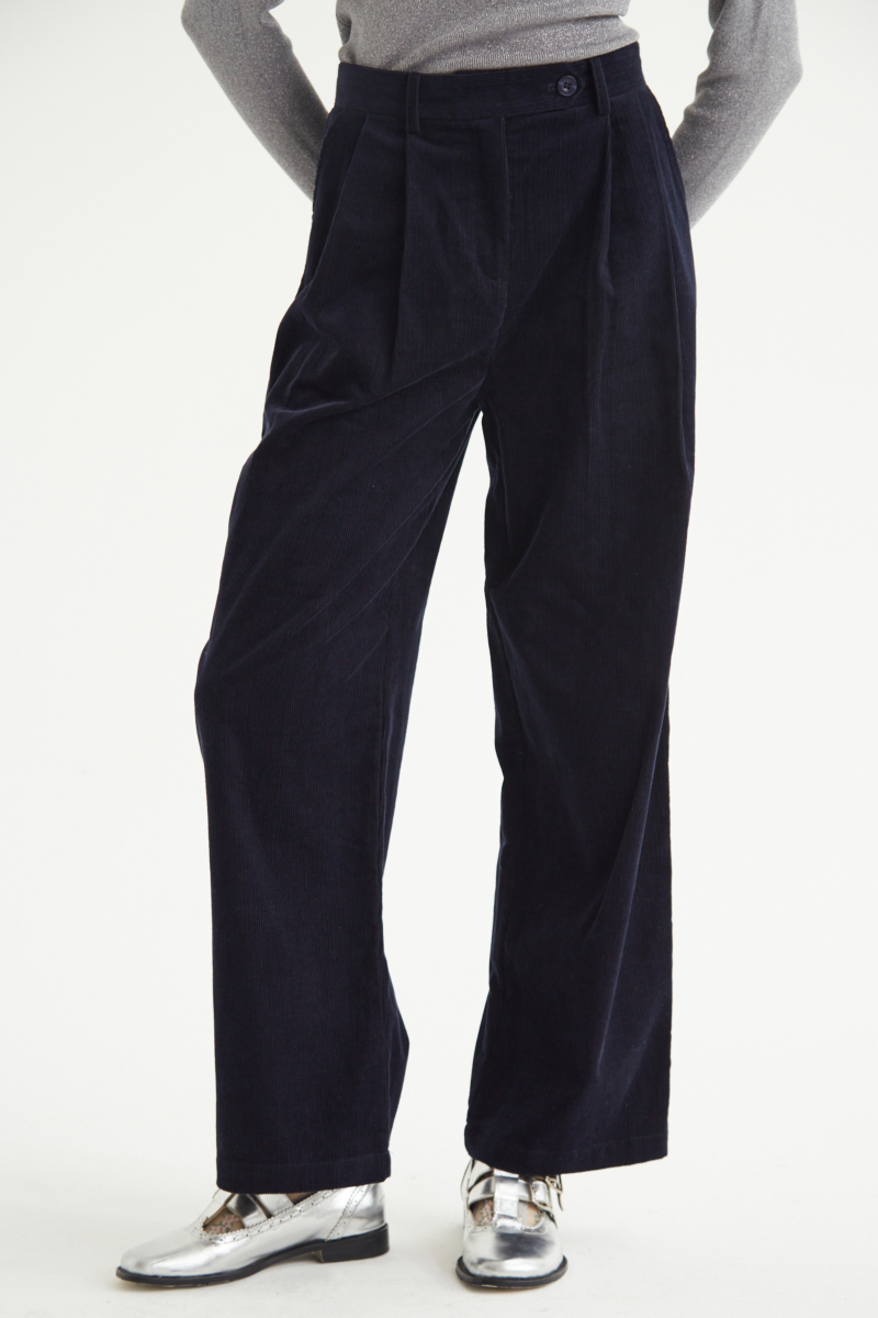 PANTALÓN DE CORDEROY ADAM