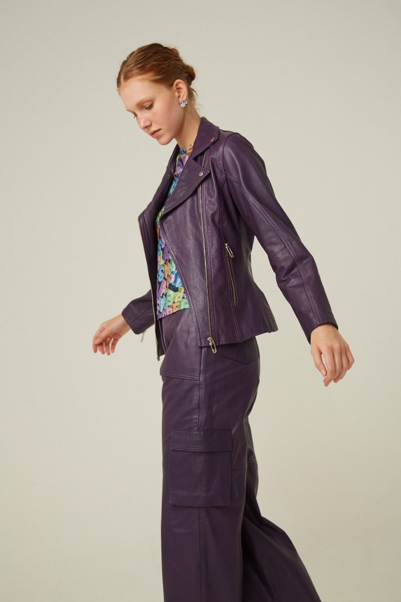 PANTALON DE CUERO BERNINA//VACUNO