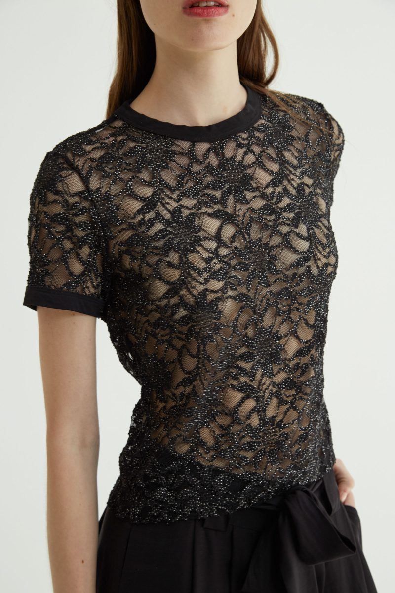 REMERA CYNDI ENCAJE