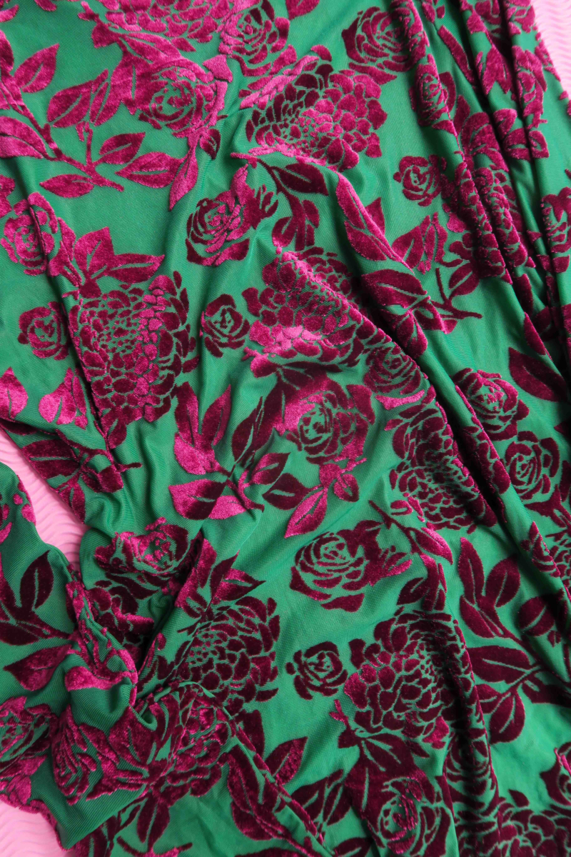REMERA MYSARIA VELVET