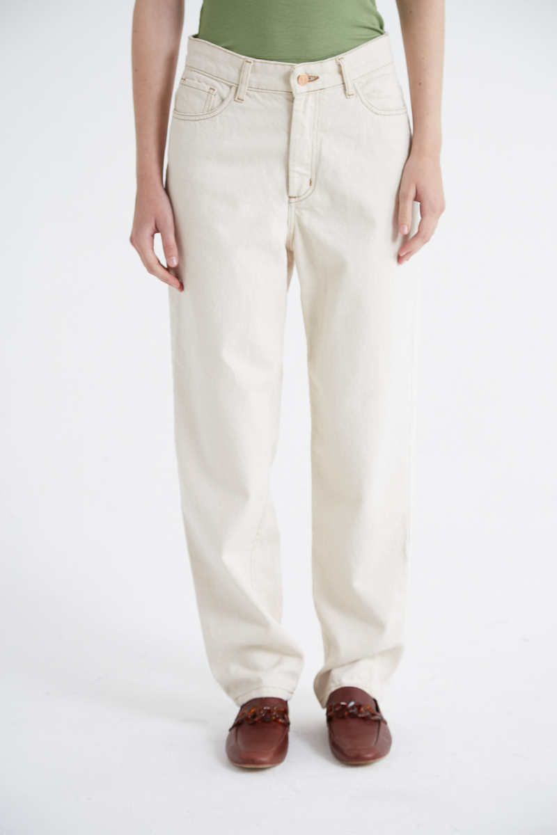 PANTALÓN DE JEAN BRUNA CASCARILLA