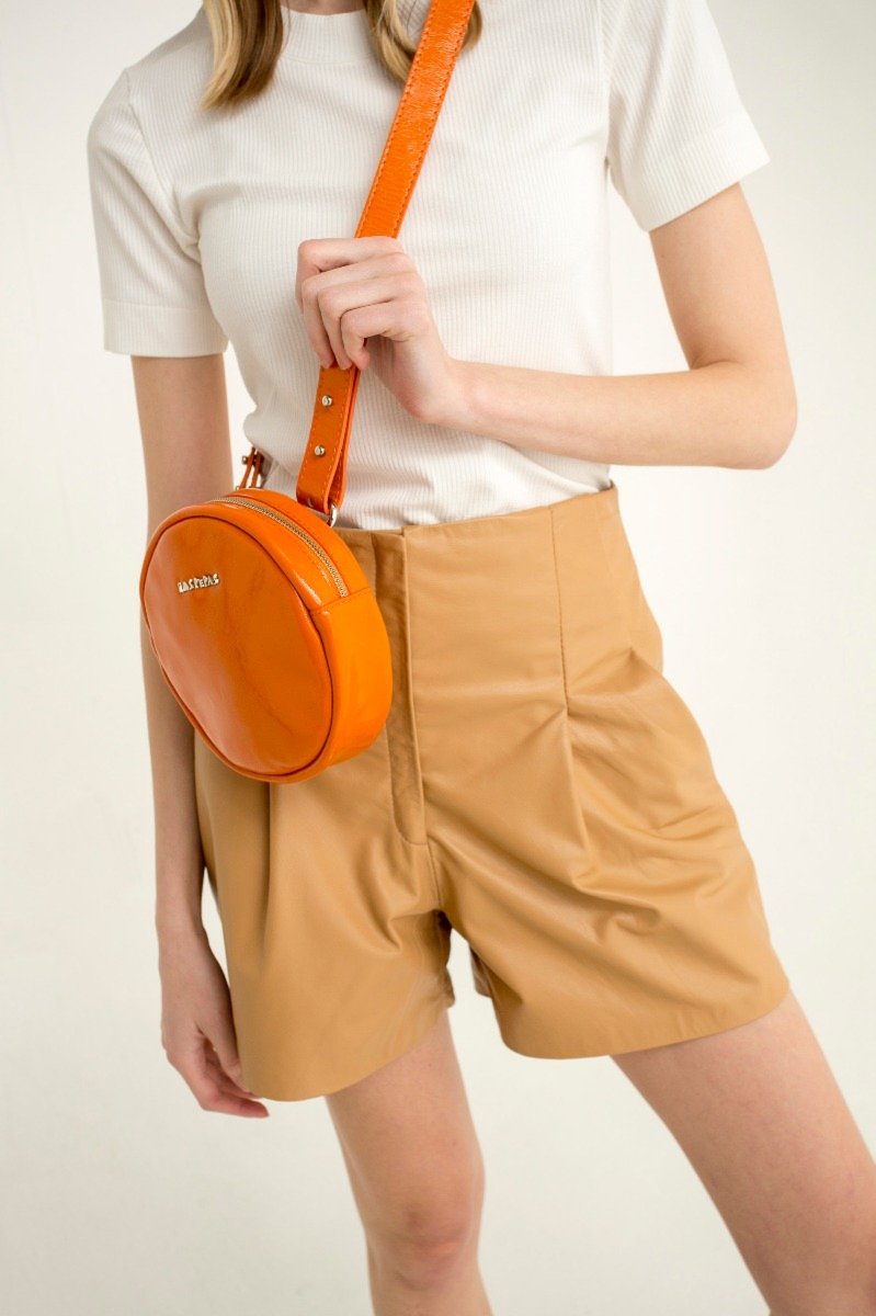 SHORT DE CUERO TONYA / VACUNO