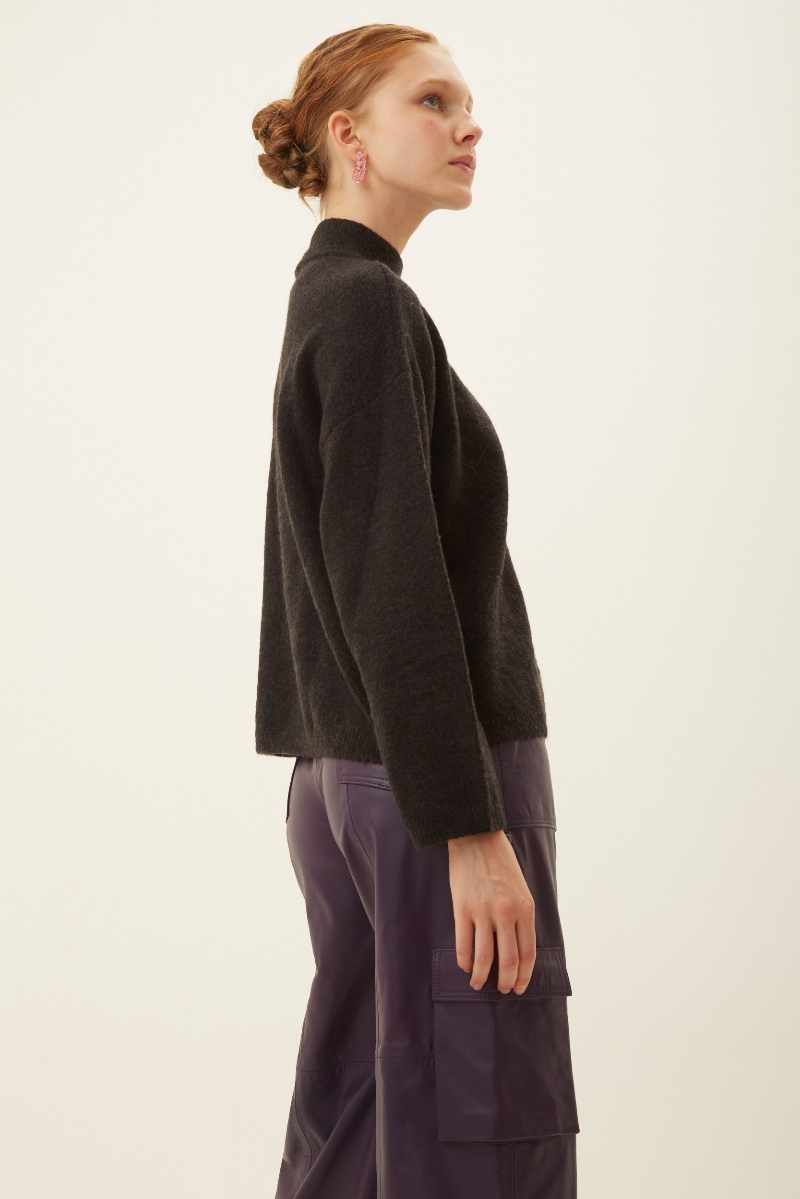 PANTALON DE CUERO BERNINA//VACUNO