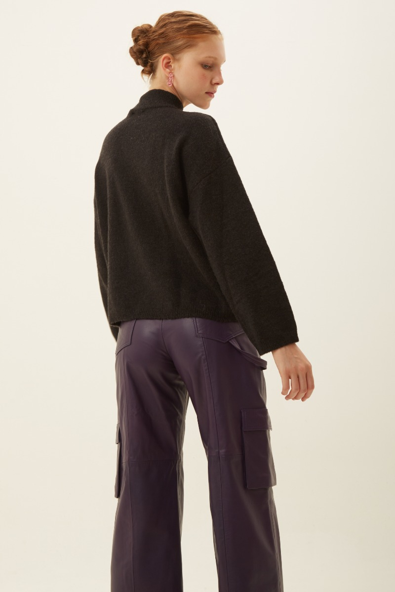 PANTALON DE CUERO BERNINA//VACUNO