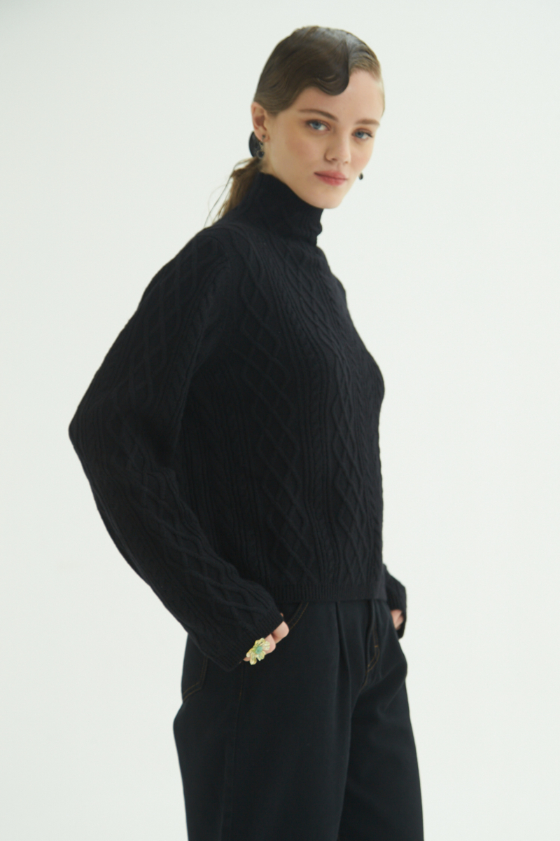 SWEATER DE LANA VON TRIER