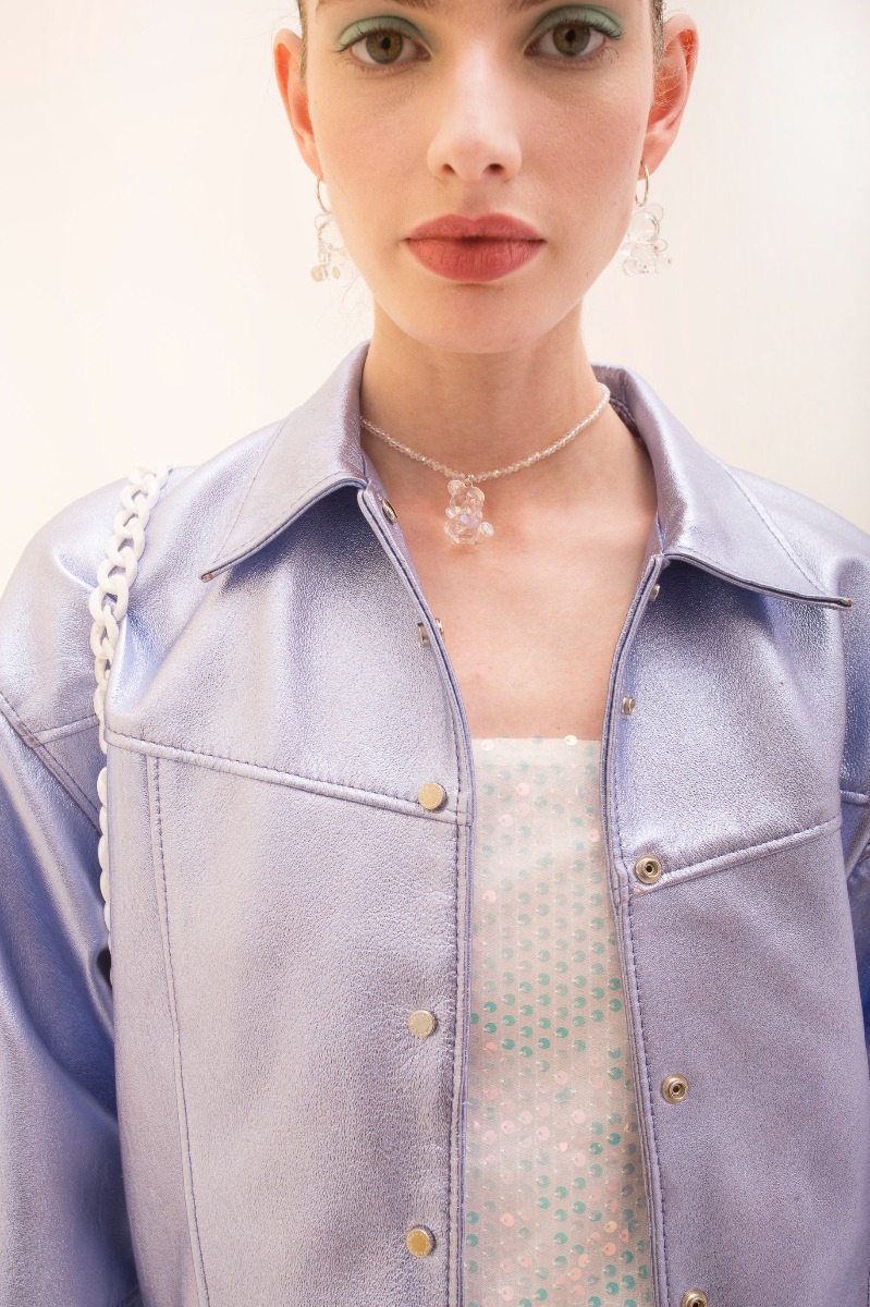 CAMPERA DE CUERO MAYA METALIZADA