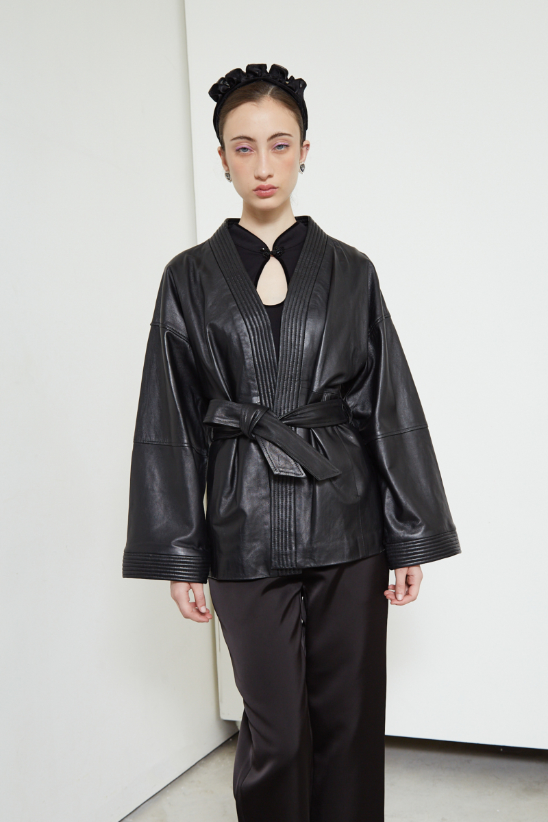 KIMONO DE CUERO LIU // OVINO 