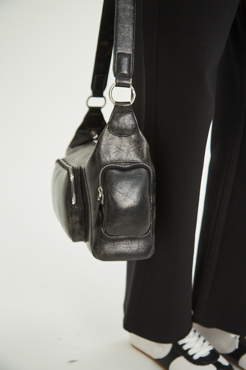 CARTERA DE CUERO TRIER