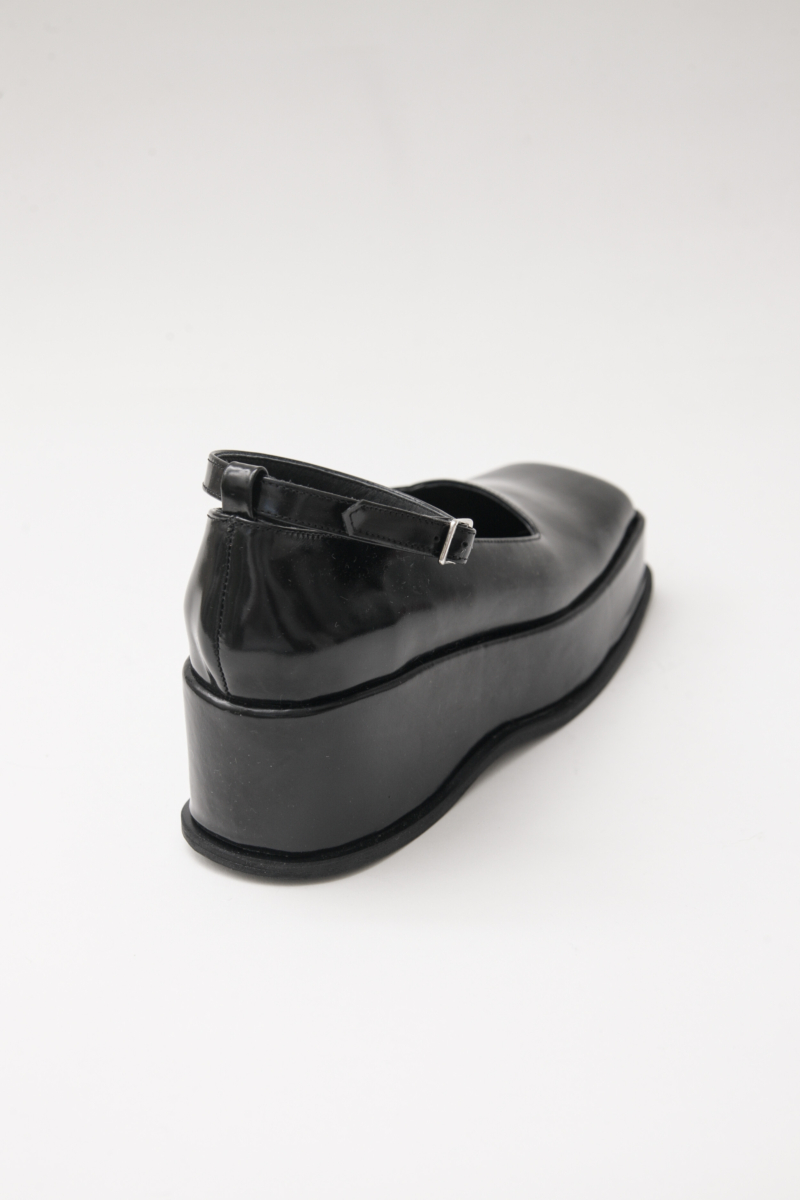 ZAPATO DE CUERO GINKGO