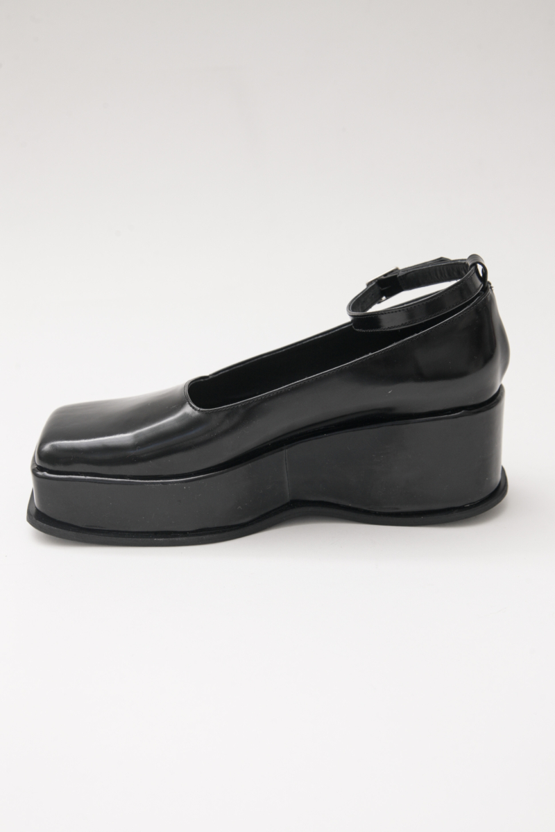 ZAPATO DE CUERO GINKGO