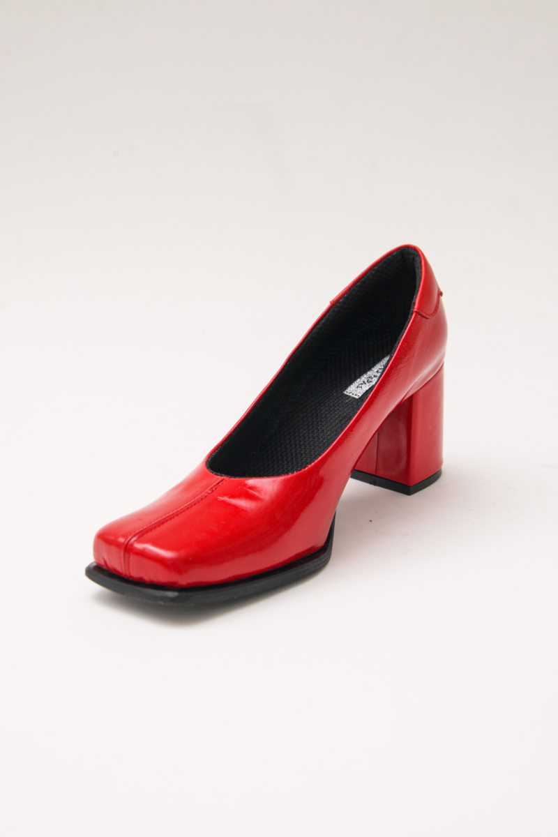 ZAPATO DE CUERO ROBLE