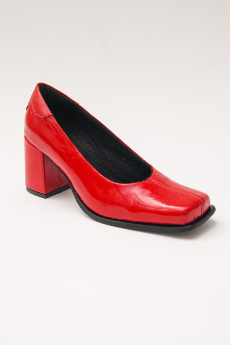 ZAPATO DE CUERO ROBLE