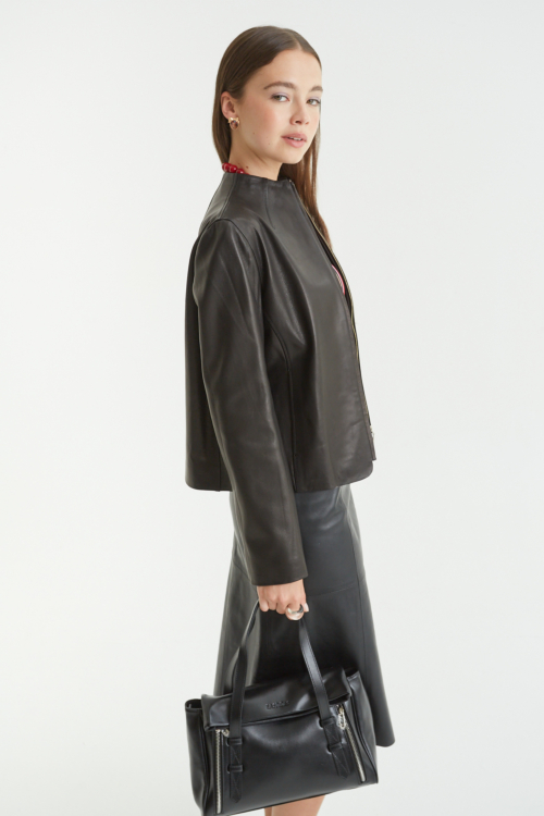CAMPERA DE CUERO LISA // OVINO