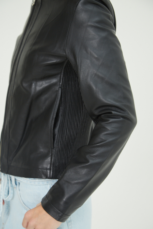CAMPERA DE CUERO SISSY 
