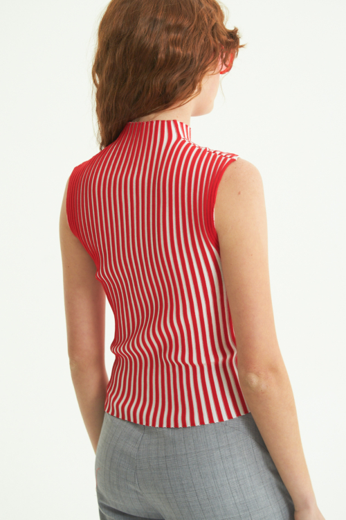 MUSCULOSA ESTRIBOR