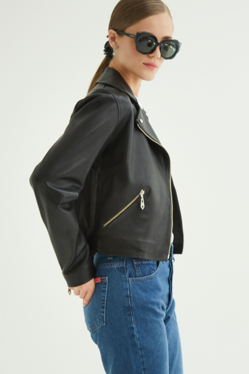 CAMPERA DE CUERO SCARLETT JUMBO // OVINO 